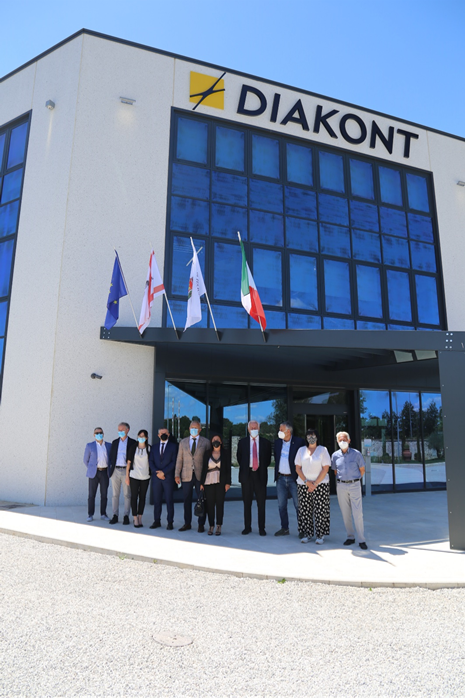 Mikhail Fedosovsky at the factory Diakont in Italy