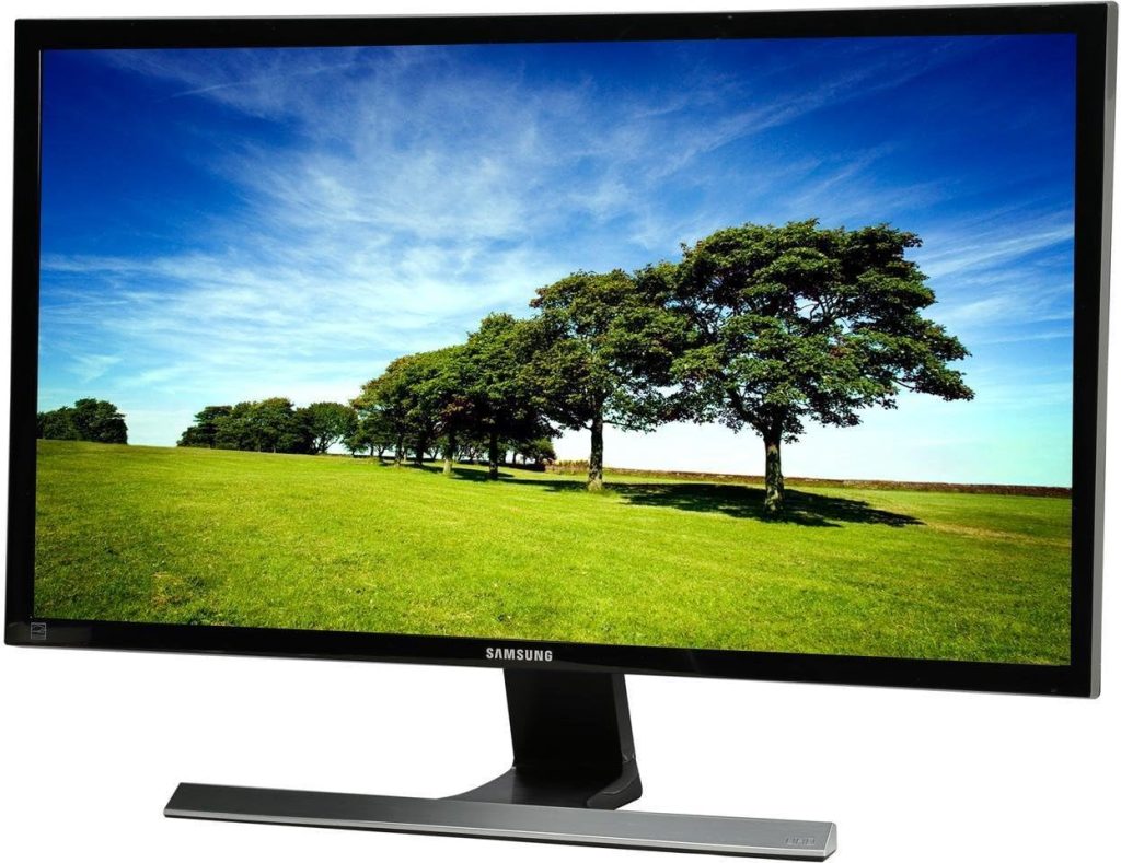 Samsung U28E590D