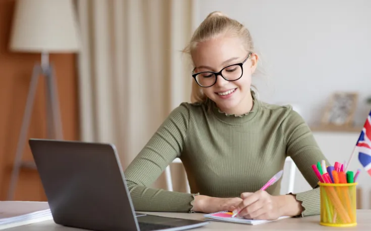 Pros and Cons of Online English Learning