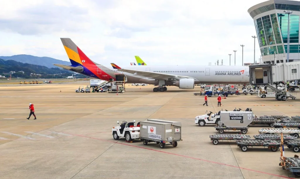 Ground Operations on an Airport with Effective GSE Management