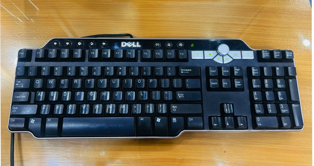 A mechnical or physical Keyboard for my remote set up