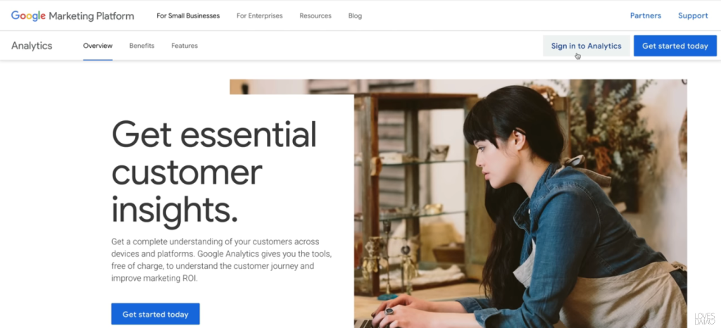 Screenshot of home page of google analyztics to sign in
